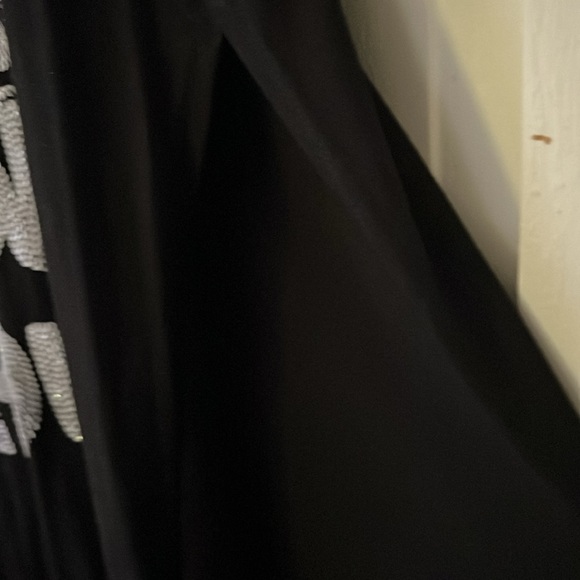 Rock N Karms long Tunic with slit graphics sequins - Picture 3 of 3